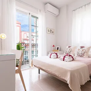  Apartamento -malagasunapts- Bright City Centre Studio